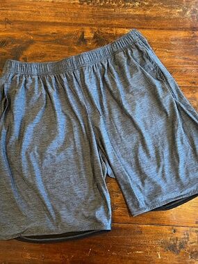 Men's Athletic Works Gray/Black Shorts XL